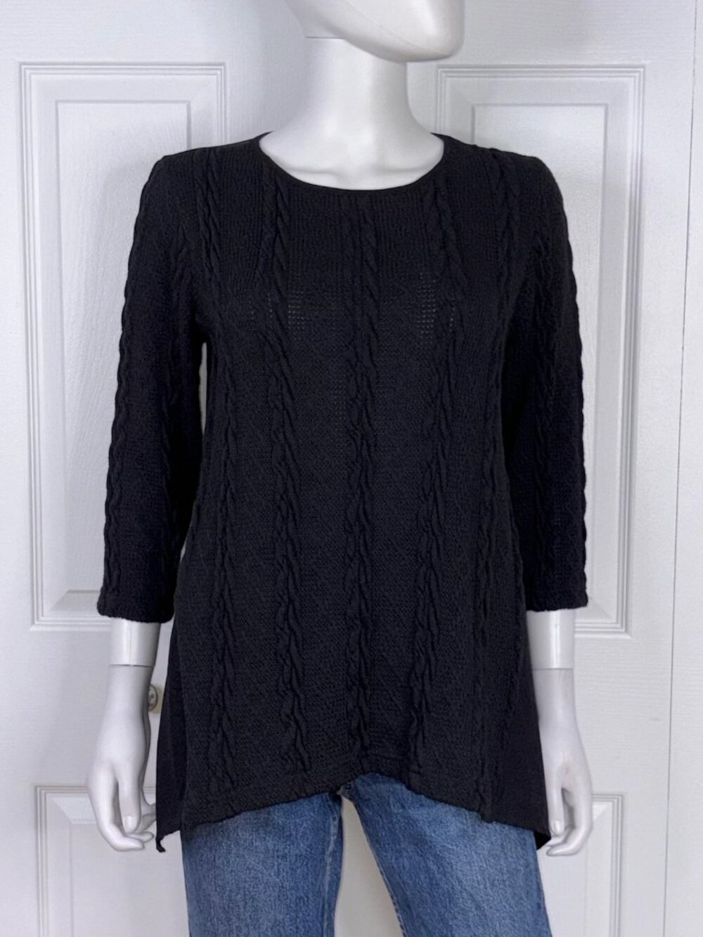 SCAPA LAUREN PERRE women's black sweater small